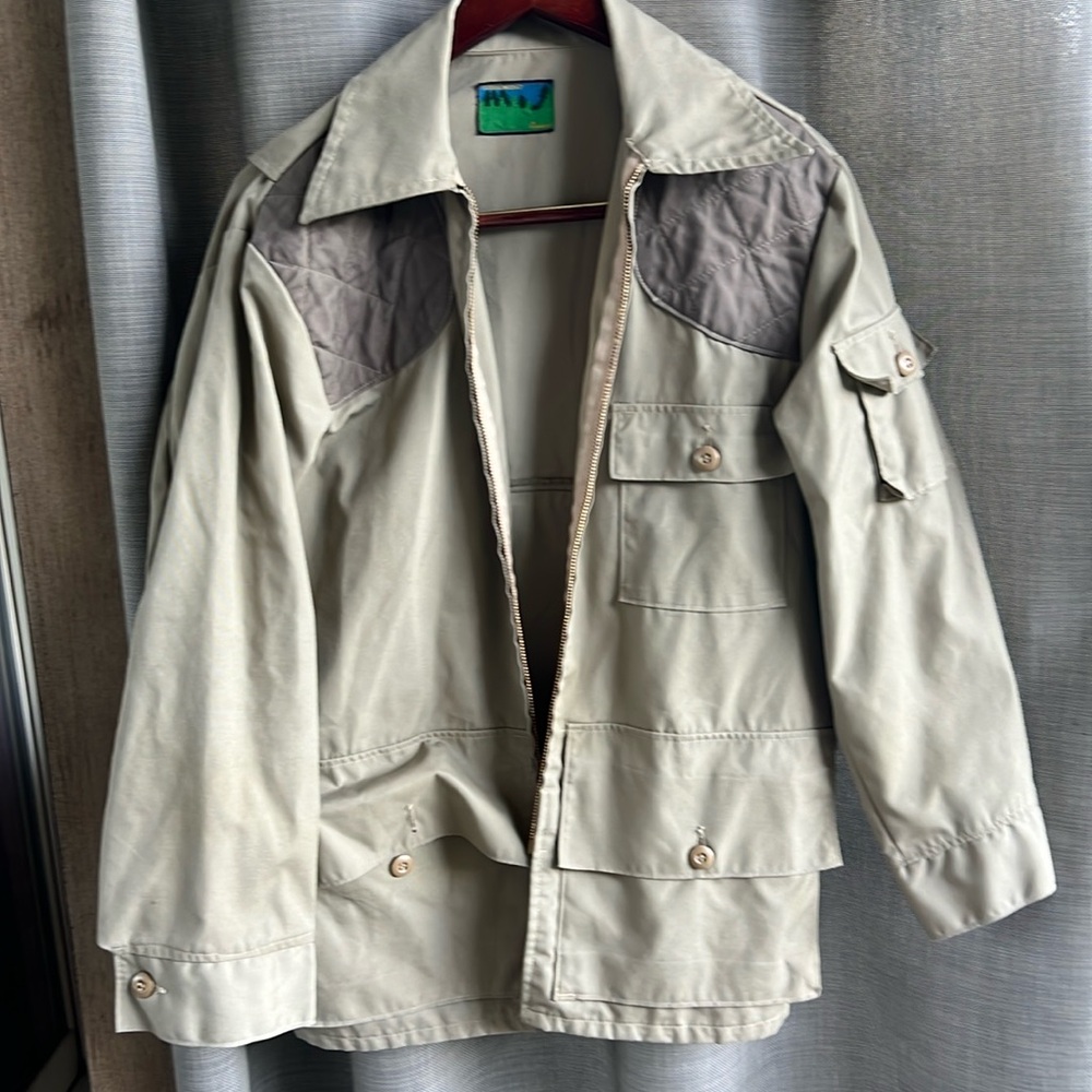 Vintage 60s Foremost by Penney’s  safari jacket. Size XL